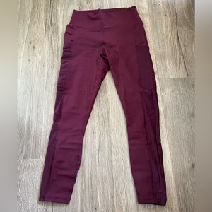 FABLETICS BURGUNDY CAPRI LEGGINGS